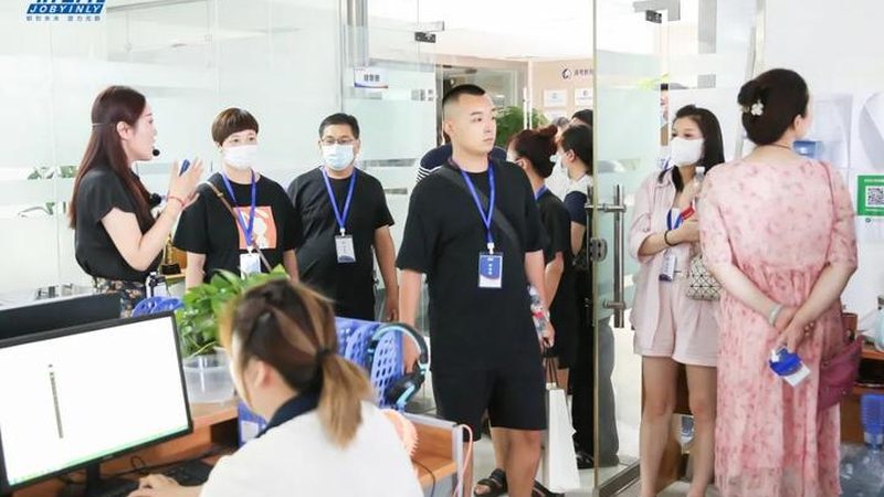 上班族学历提升，专升本与自考的路径选择解析